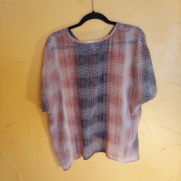 CAbi see through top - Picture 3 of 3